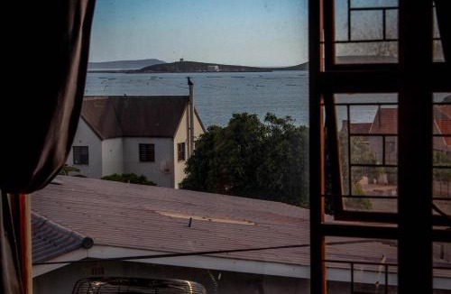 Saldanha House | WeskusVuur