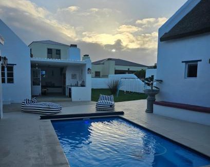 Struisbaai House | R&R on Chlamys Langezandt Fisherman's Village