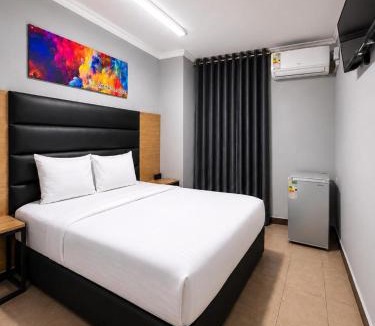 South Beach Hotel | Metro Lodge MP