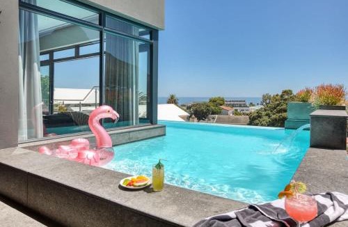 Camps Bay House | Vista del Mare - 3 Min walk to Camps Bay beach