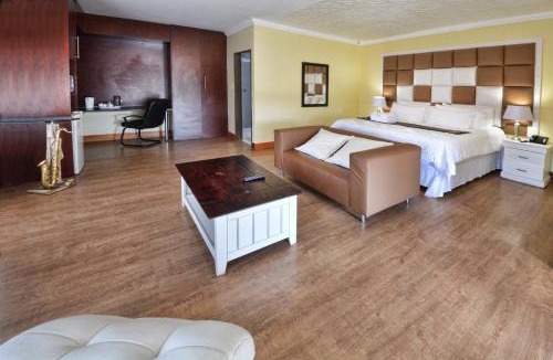 Flora Park Hotel | Vuwa Lodge