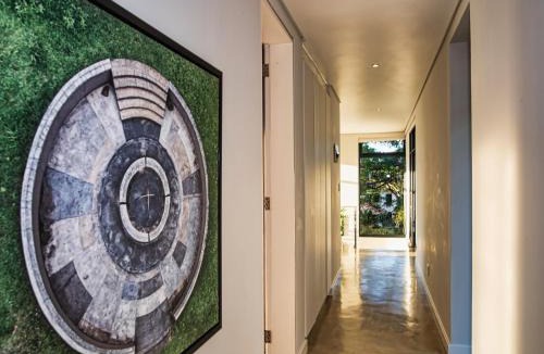 Pennington Villa | Luxury Caisa Villa Eden Rock Estate