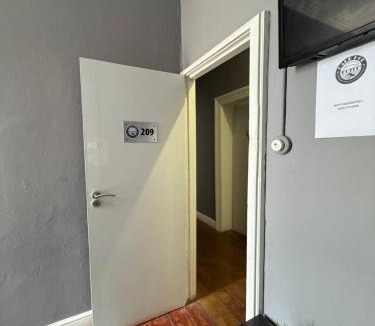 Sea Point Hotel | CapePod Sea Point
