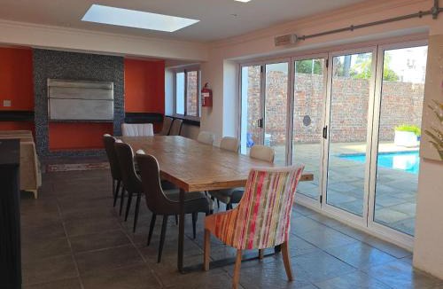 Summerstrand House | Summersway