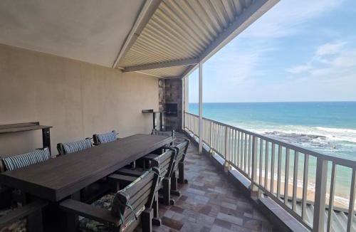Umdloti Apartment | Umdloti Beachfront Haven