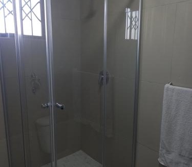 Hibberdene Apartment | Ocean Wave Chalets Unit 1