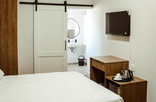 Drakenstein Hotel | Railway Hotel