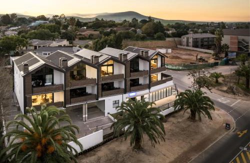 Trawal Apartment | The Iris