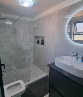 Fairland Villa | Solar pwrd house with pool and entertainment area