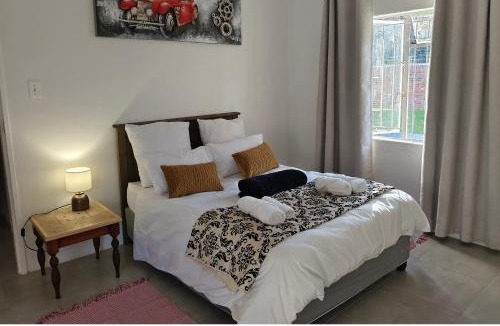 Drakenstein Apartment | Firehouse self-catering cottage 7