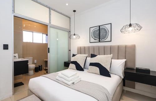 Greater Johannesburg Metropolitan Area Hotel | 6th on Jupiter Boutique Hotel and Events