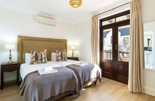 Stellenbosch Cabin | Winelands Golf Lodges 11
