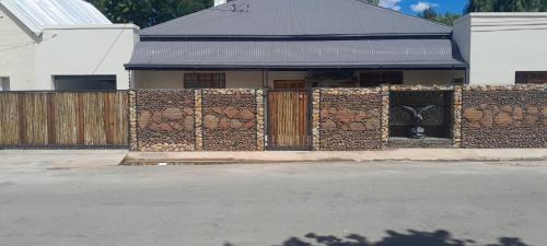 Colesberg House | Eagles Accommodation