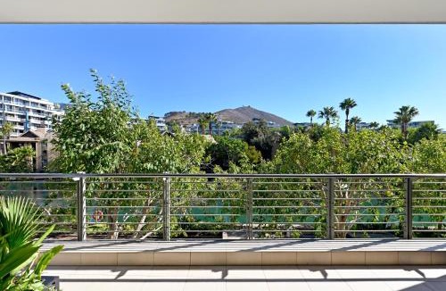 Victoria and Alfred Waterfront Apartment | Marina 107