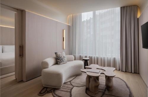 Camps Bay Hotel | Morea House, Autograph Collection