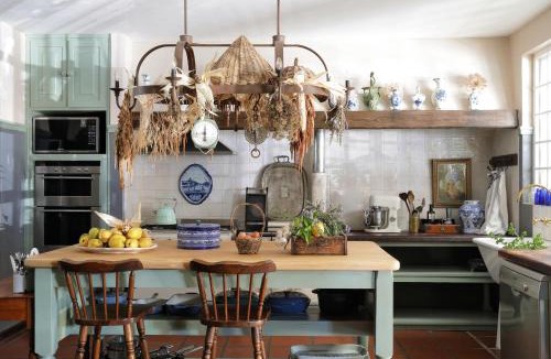 Raithby Apartment | San Gabriel Homestead