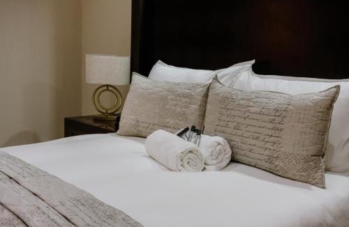 Dundee Hotel | PoloVi Guesthouse and Beauty Spa