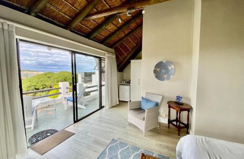 Saint Francis Bay Bed & Breakfast | i-LOLLO Bed & Breakfast at the River Mouth