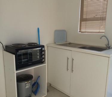 Kraaifontein House | Sintha guest house