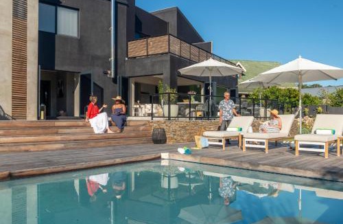 Wilderness Villa | Villa Ayana - Your Own Private Luxury Villa, 3 en-suite bedrooms, 10m Swimming Pool, Leafy Courtyard and short walk to Wilderness Beach