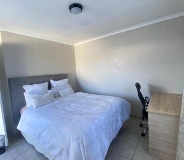 Port Elizabeth House | South End cottage