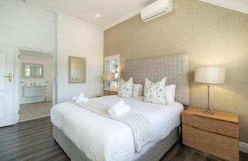 Stellenbosch Cabin | Winelands Golf Lodges 3