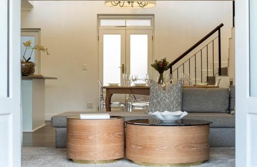 Stellenbosch Cabin | Winelands Golf Lodges 3