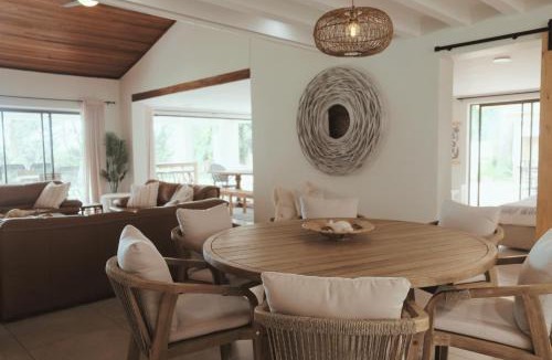 Shelly Beach House | SeaWaves Beach House, Shelly Beach