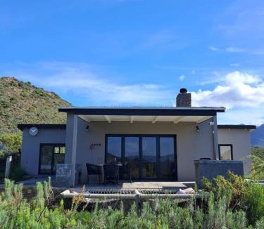 Robertson House | Exhale Cottage