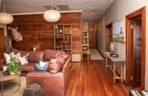 Kgetlengrivier House | Hoogenboomen Lodge