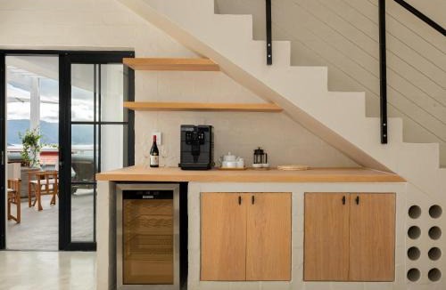 Simon's Town House | Arc Guest House