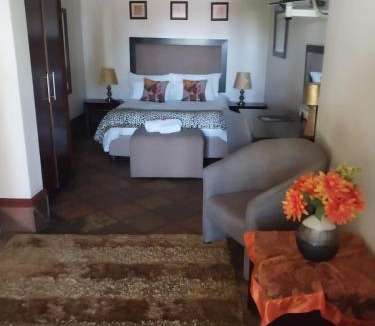 Upington Cabin | Sunriver Kalahari Lodge Riverside stay in Upington