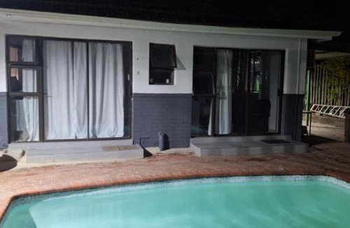 Scottsville House | Luvuyos Guest House