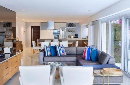 Clifton Apartment | Clifton YOLO Spaces - Clifton Beachfront Penthouse