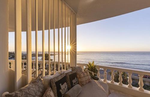 Clifton Apartment | Clifton YOLO Spaces - Beachfront Duo Apartment