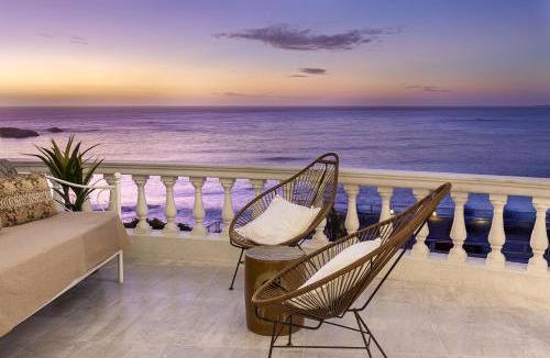 Clifton Apartment | Clifton YOLO Spaces - Beachfront Duo Apartment