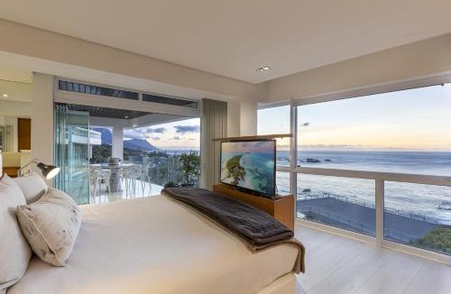 Clifton Apartment | Clifton YOLO Spaces - Clifton Beachfront Penthouse