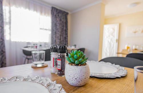 Kraaifontein Bed & Breakfast | Olive Grove Bed & Breakfast