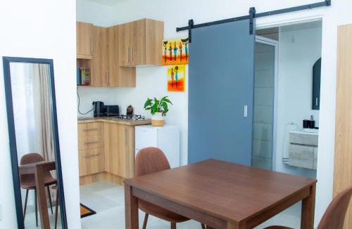 Pixley ka Seme Apartment | Modern 1 Bedroom cottage Perfect For Short or Long Stay in Sandton, Johannesburg