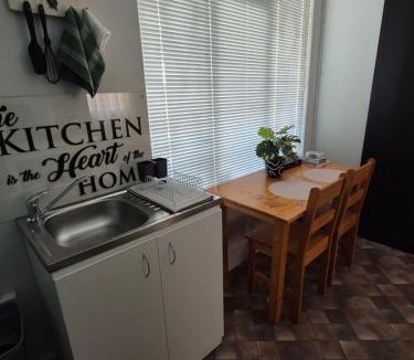 Montagu Apartment | @Echeveria