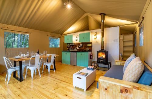 Ligfontein Ski Chalet | AfriCamps at Mackers