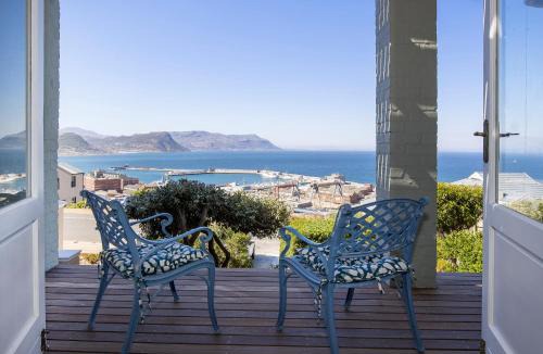 Simon's Town Apartment | LIMA HOUSE, Seaforth, Simon's Town