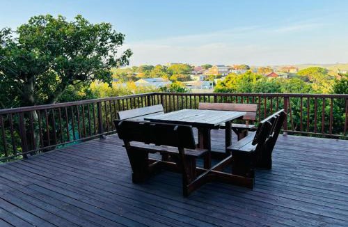Kentani House | Barefoot Self-Catering Holiday Home