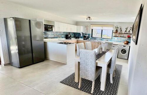 Wilderness Beach Villa | Sea La Mer Villa
