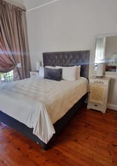 Graaff-Reinet House | 14th on West