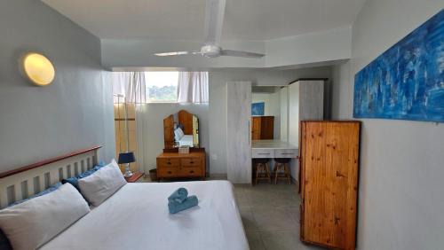 Margate Beach Apartment | Margate Beachfront Penthouse