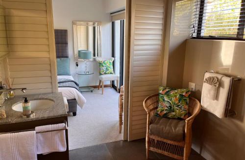 Scott Estate Villa | Pepper House Villa ,Housekeeper , heated pool , Hot tub, backup solar and water systems