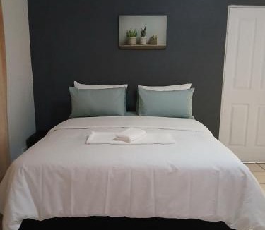 Kareeberg House | DigiStay