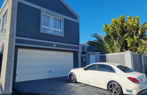 Parklands House | Frankie's Nest