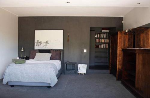 Pixley ka Seme House | Noordhoek Peaceful